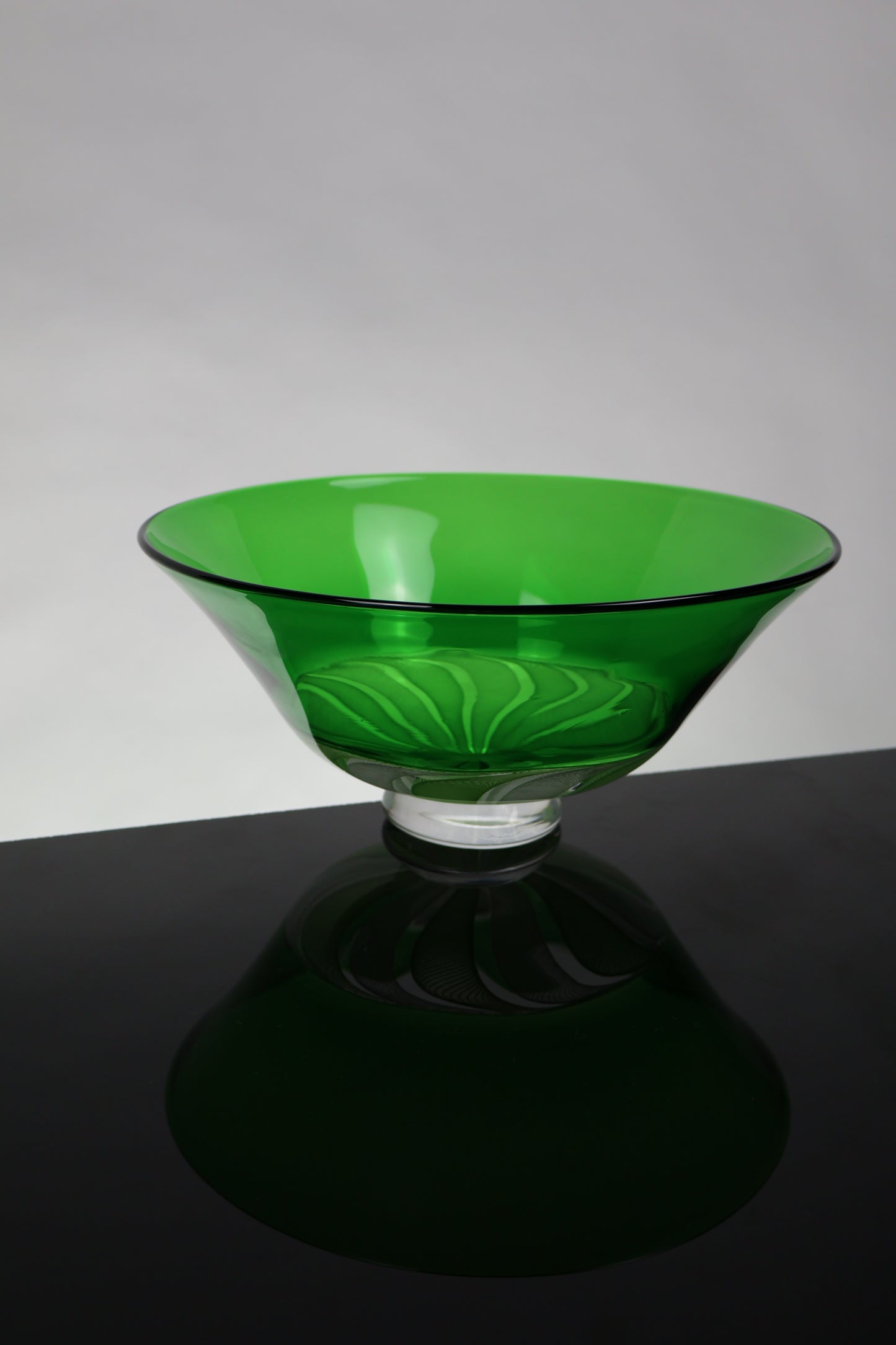 Green and White Cane Encalmo Handblown Bowl