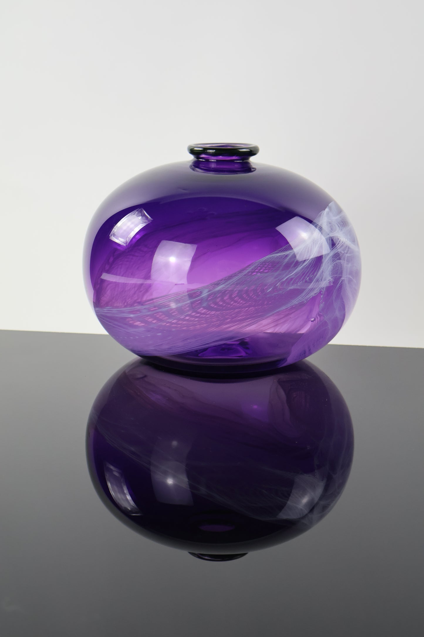 Deep Amethyst Bottle Lasso Series