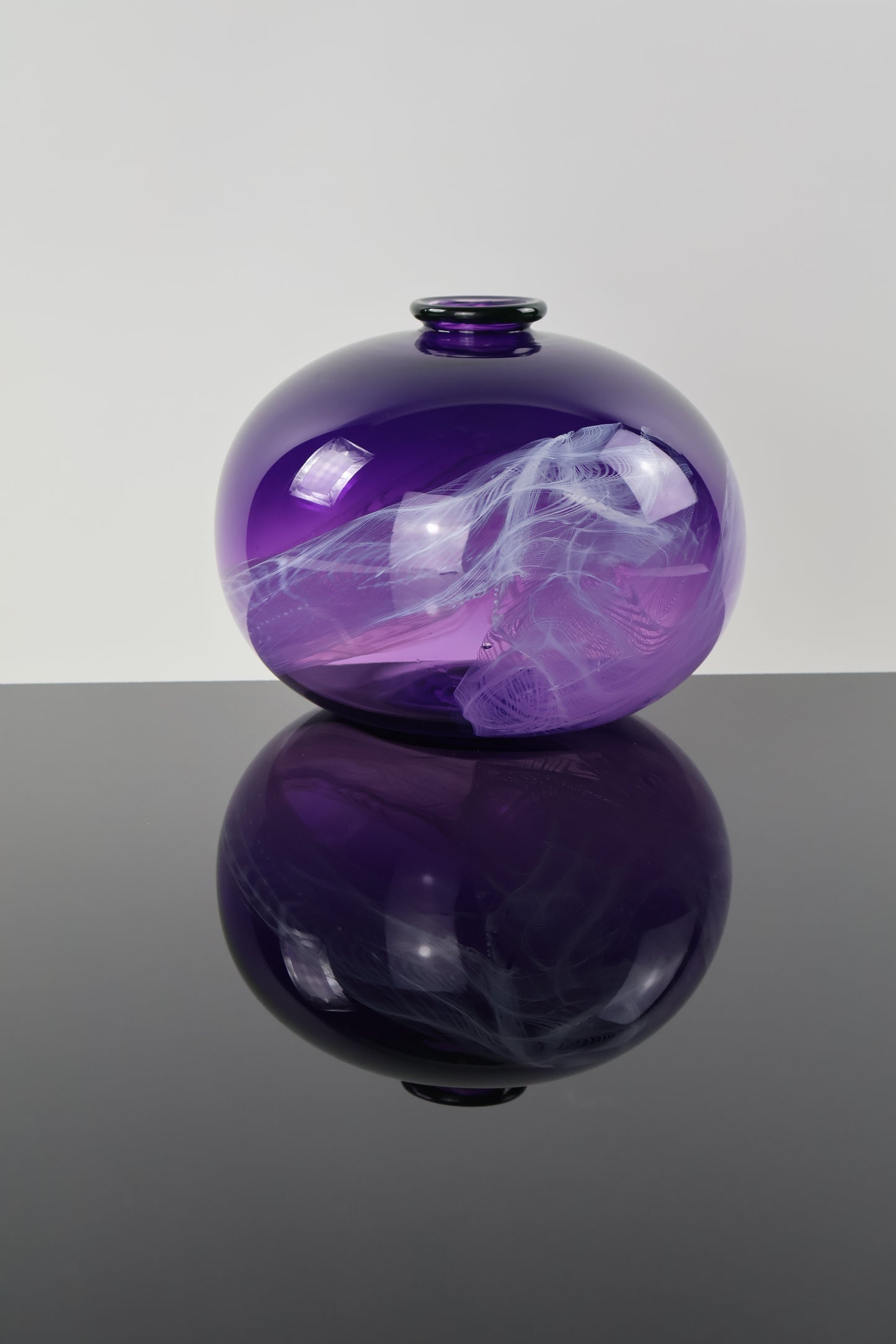 Deep Amethyst Bottle Lasso Series