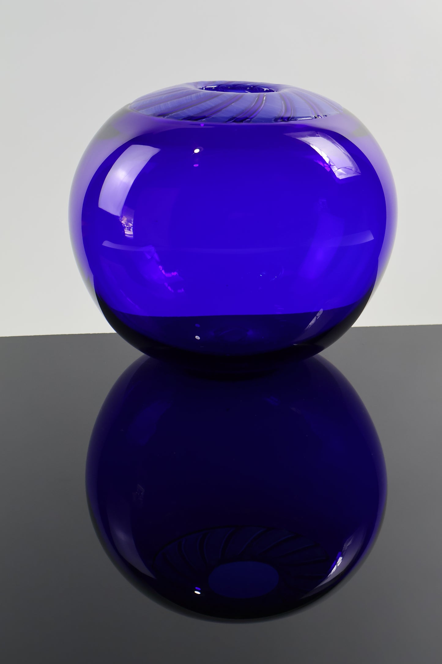 Oculus Series Vase 06