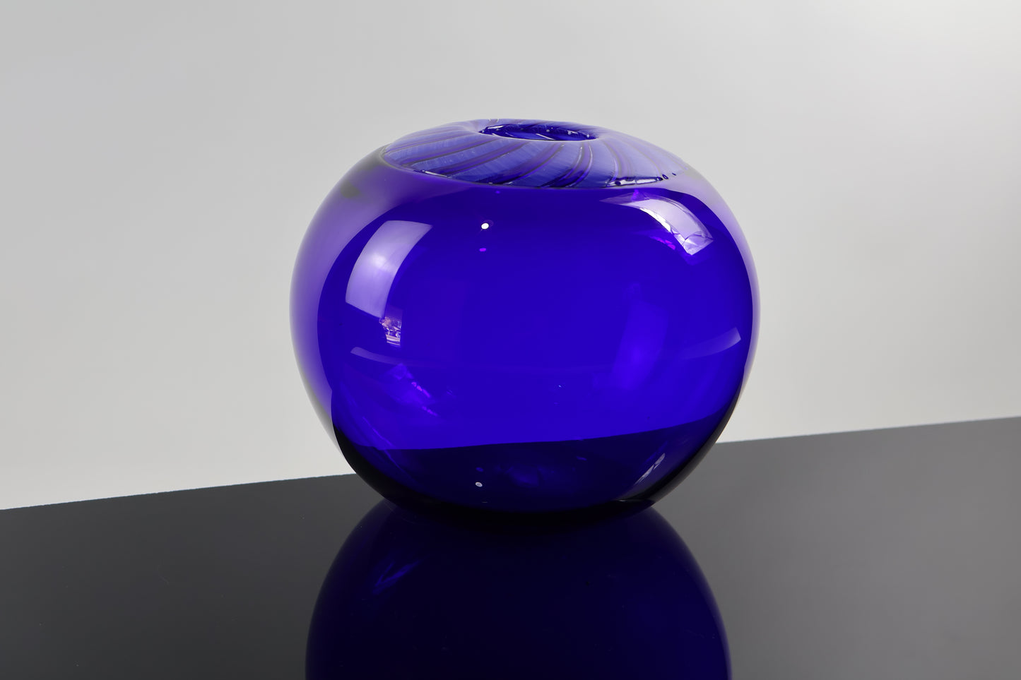 Oculus Series Vase 06