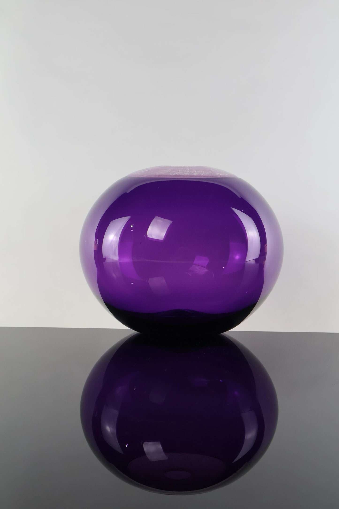 Handblown Eyeball Iris Purple and Pink Orb Vase